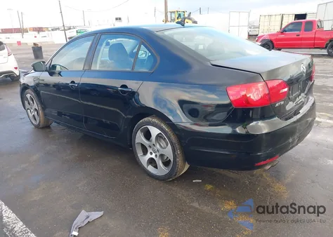 2011 Volkswagen Jetta 2.5L Se z USA, uszkodzony, nr VIN 3VWDZ7AJ2BM378437
